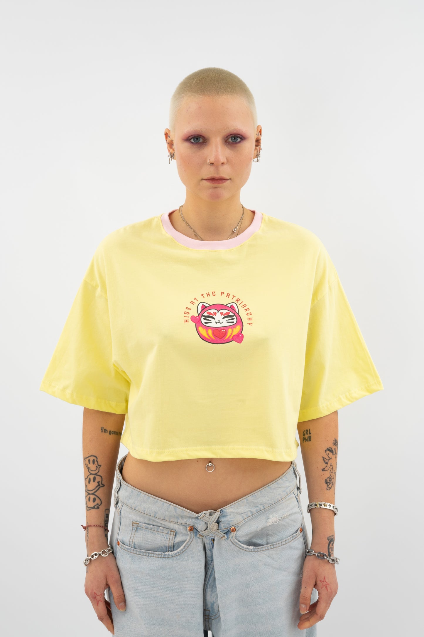 Hiss At The Patriarchy - Crop T-shirt