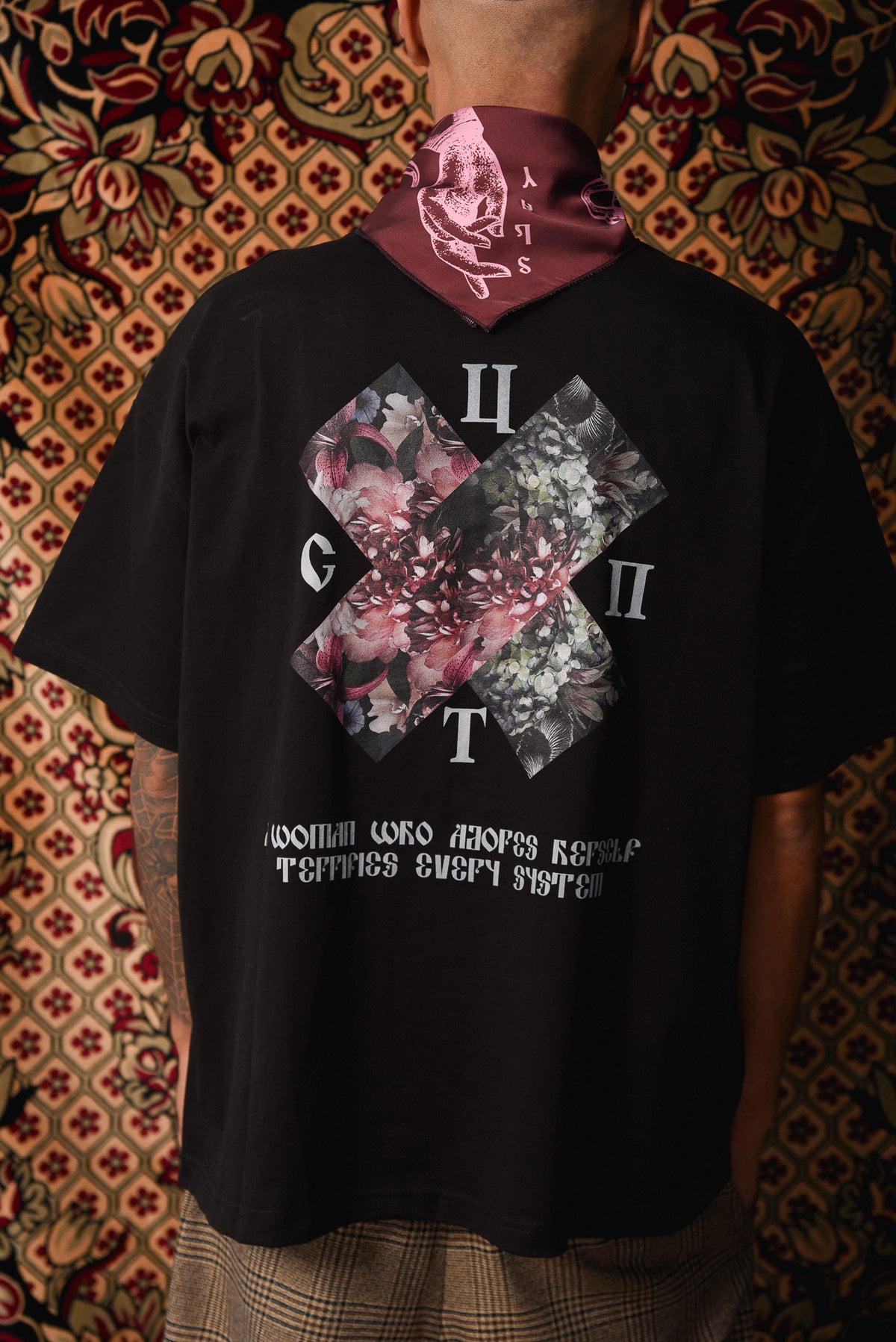 OG Flowers - Black T-shirt