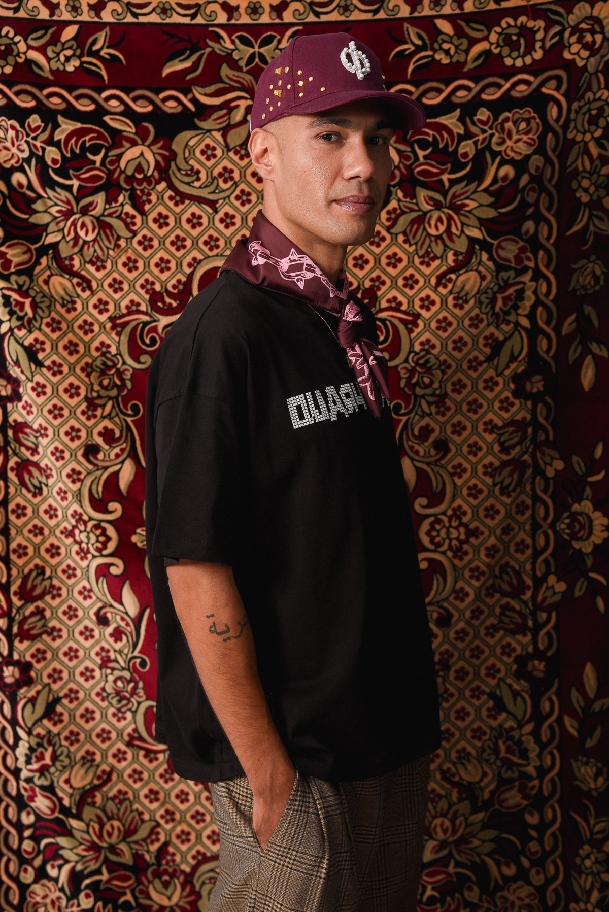 OG Flowers - Black T-shirt